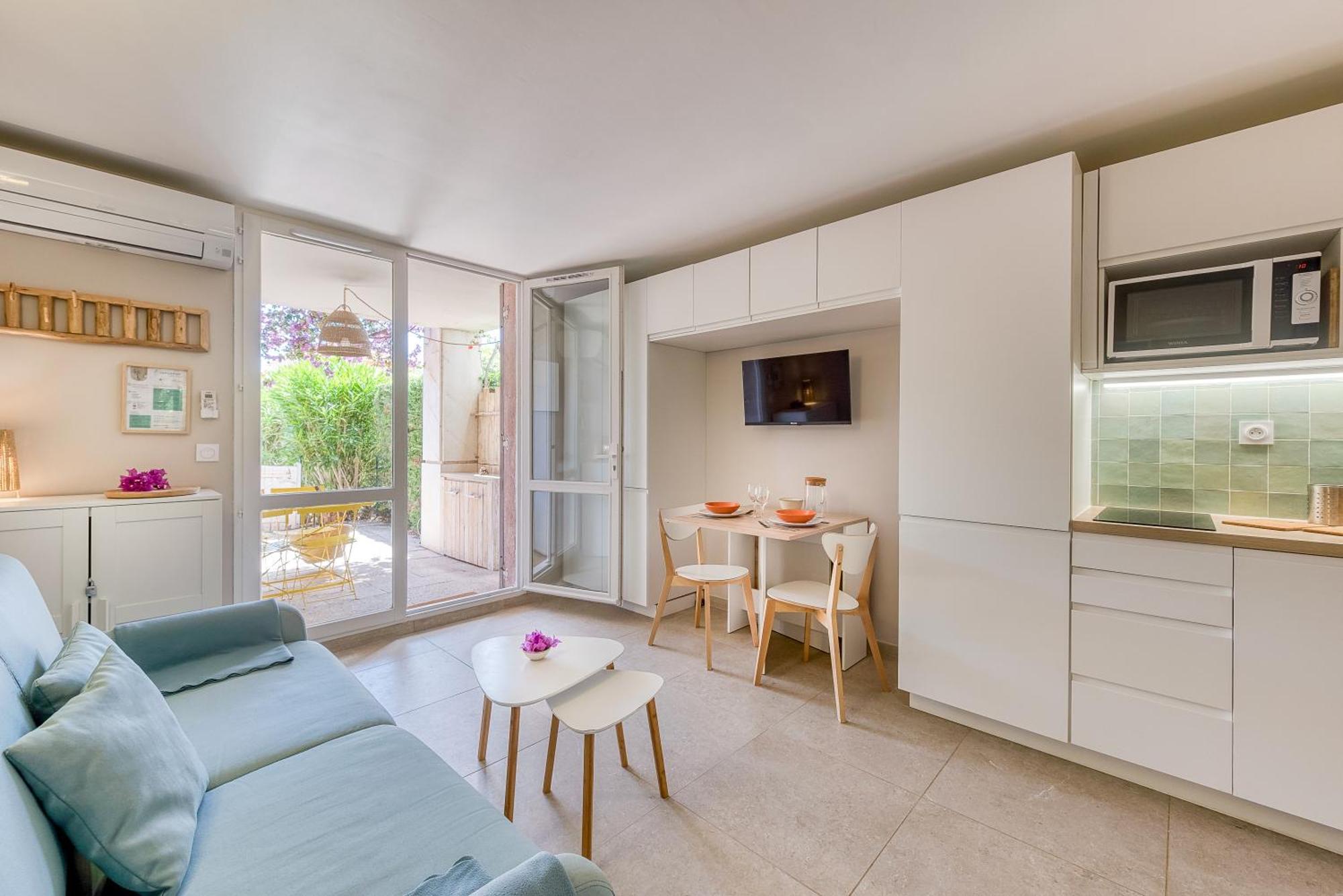 Le Lavandou "Cavaliere" -Rez De Jardin Bord De Mer , Atom エクステリア 写真